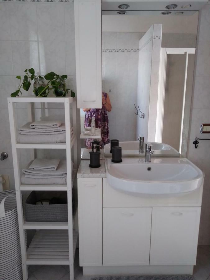 Ferienwohnung Angy House Iolanda di Savoia Exterior foto